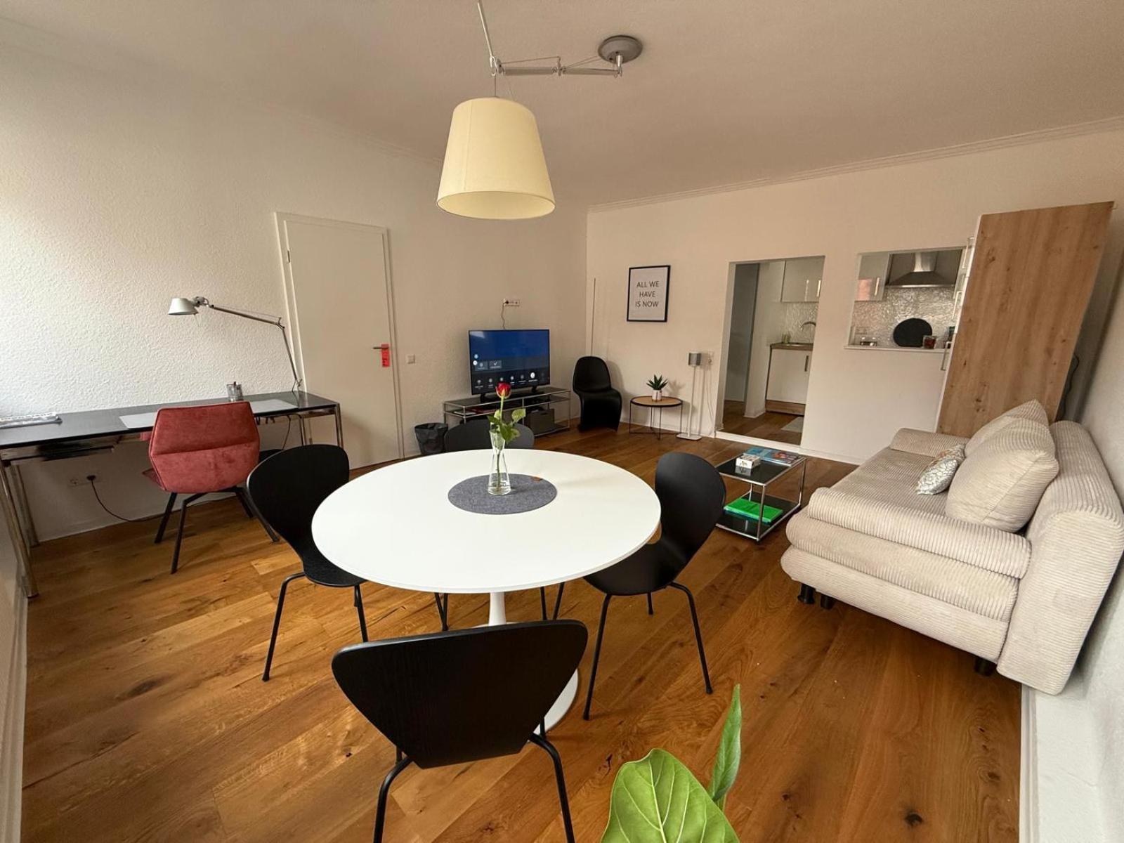 Stylisches Apartment Mit Grossem Tageslichbad Am Marktplatz Λέονμπεργκ Εξωτερικό φωτογραφία